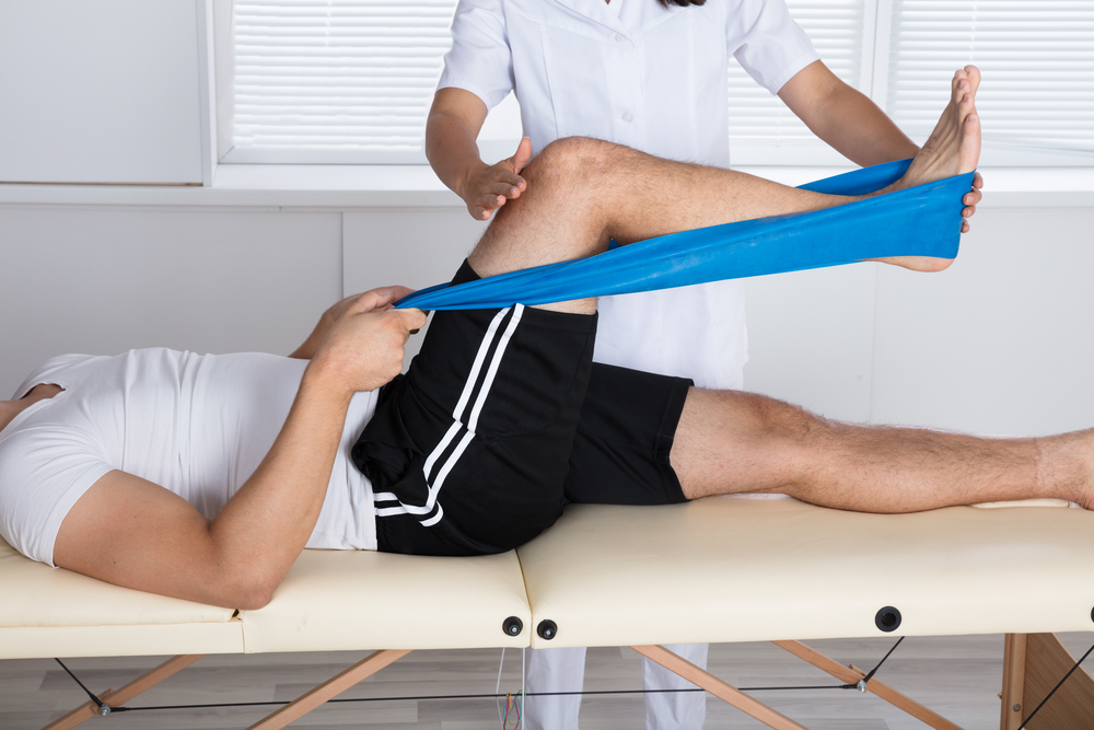 Rehabilitácia – Čo to vlastne je, na čo slúži a dá sa rehabilitovať aj doma?