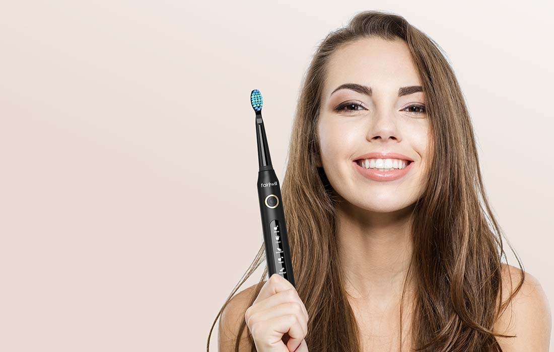 Sonická kefka Fairywill D7-3 špec. hlavice-čierna