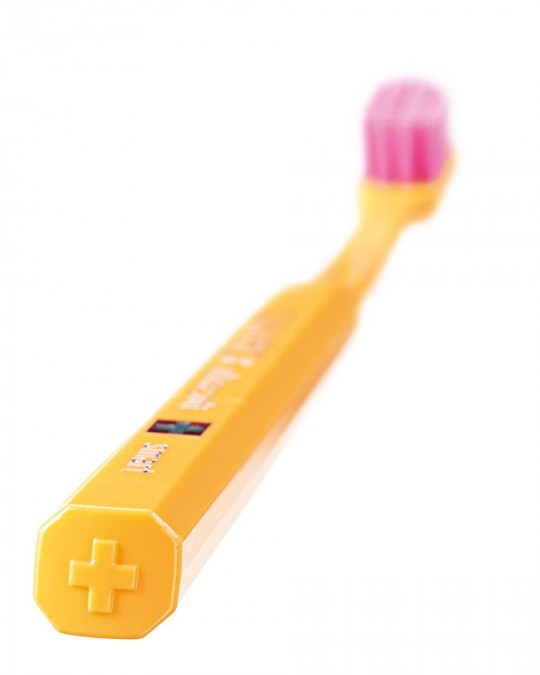 Zubná kefka CURAPROX CS Smart Ultra Soft