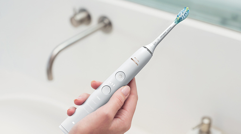 Sonická kefka Philips Sonicare DiamondClean novej generácie (biela) - HX9911/09